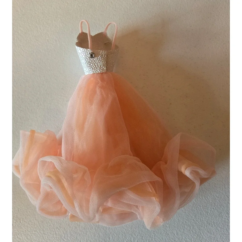 Vintage‎ Barbie Pink Tulle Ball Gown Silver Bodice Doll Dress 90s
